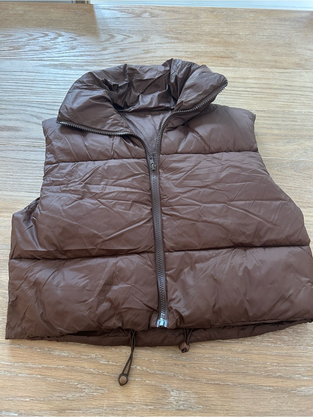 Woman’s cropped Puffer Vest Jacket